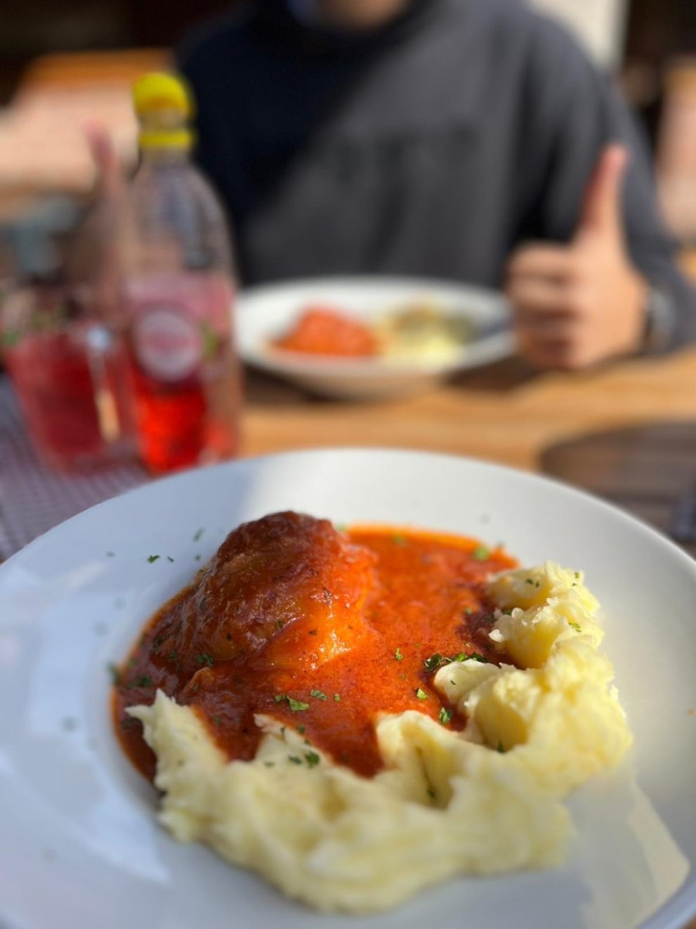 Malice v kampu Menina